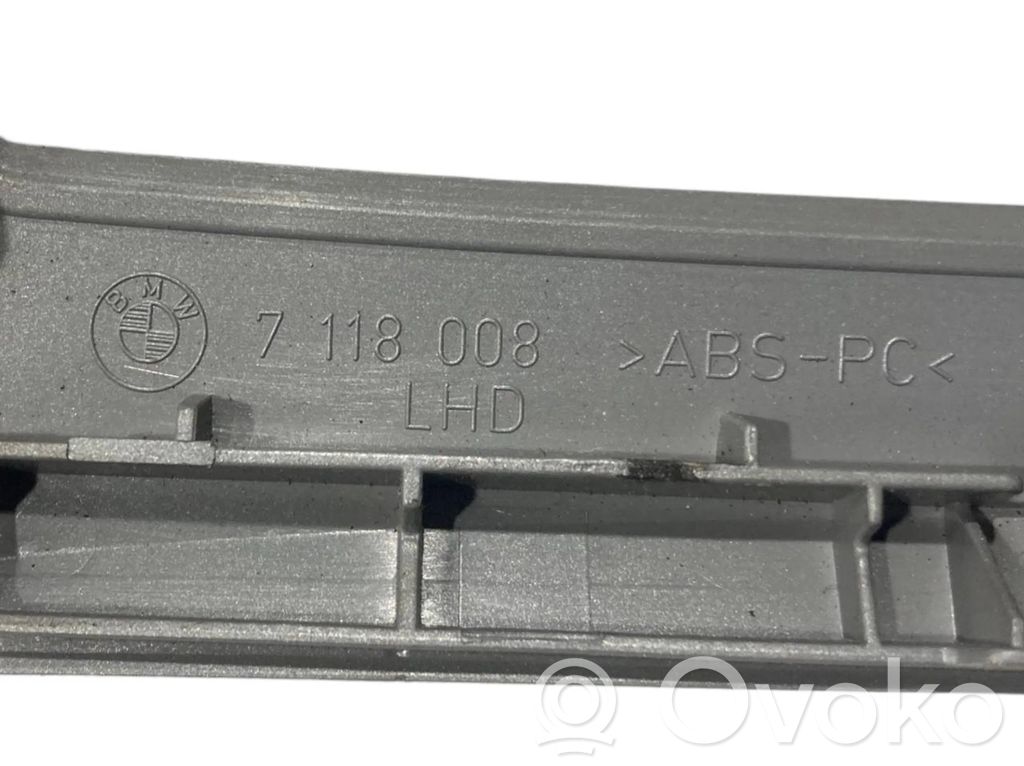 Gear shift lever decorative trim (plastic)