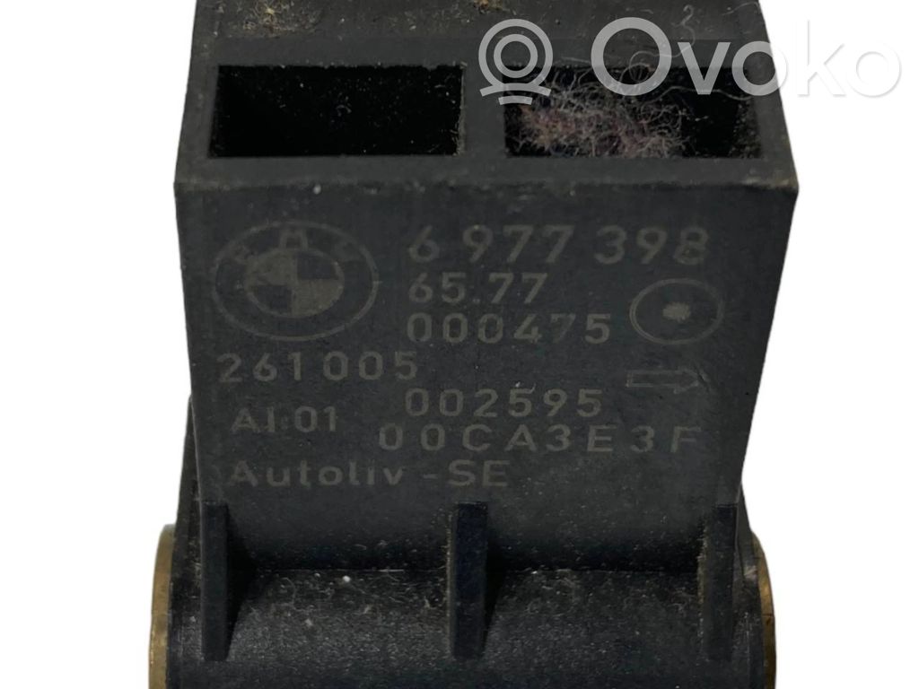 Gaisa spilvenu trieciensensors