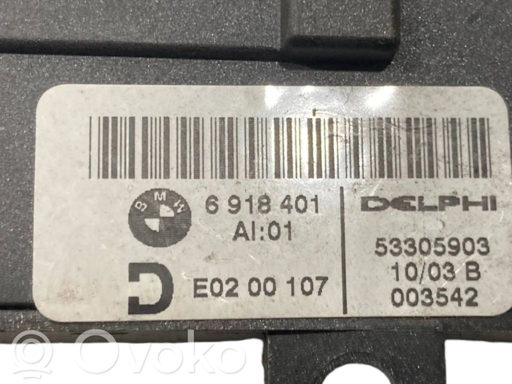 Seat adjustment switch(es)