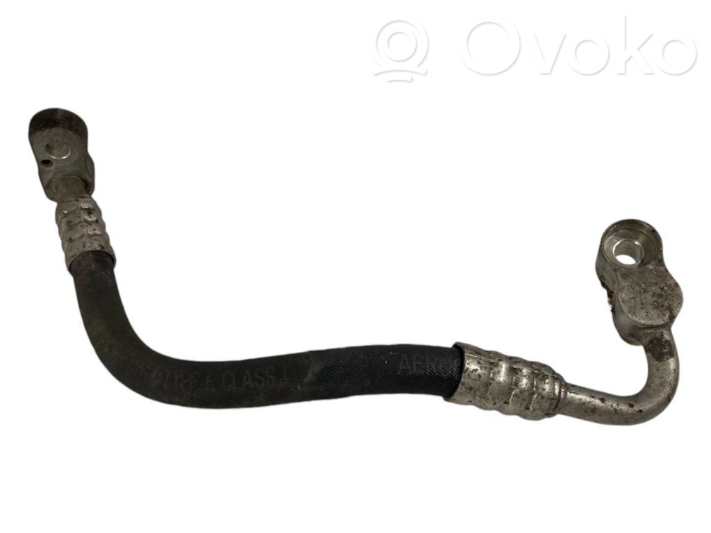 Air conditioner pipe(s) / hose(s)