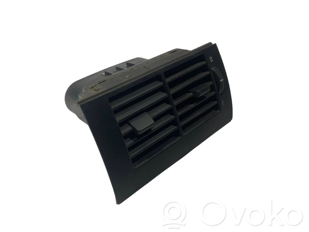 Aizmugurējā gaisa - ventilācijas reste