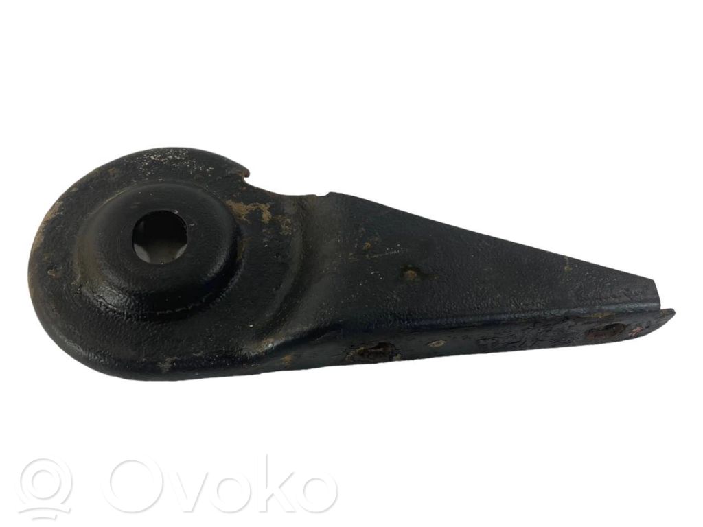 Aizmugurējā bufera atbalsta stienis