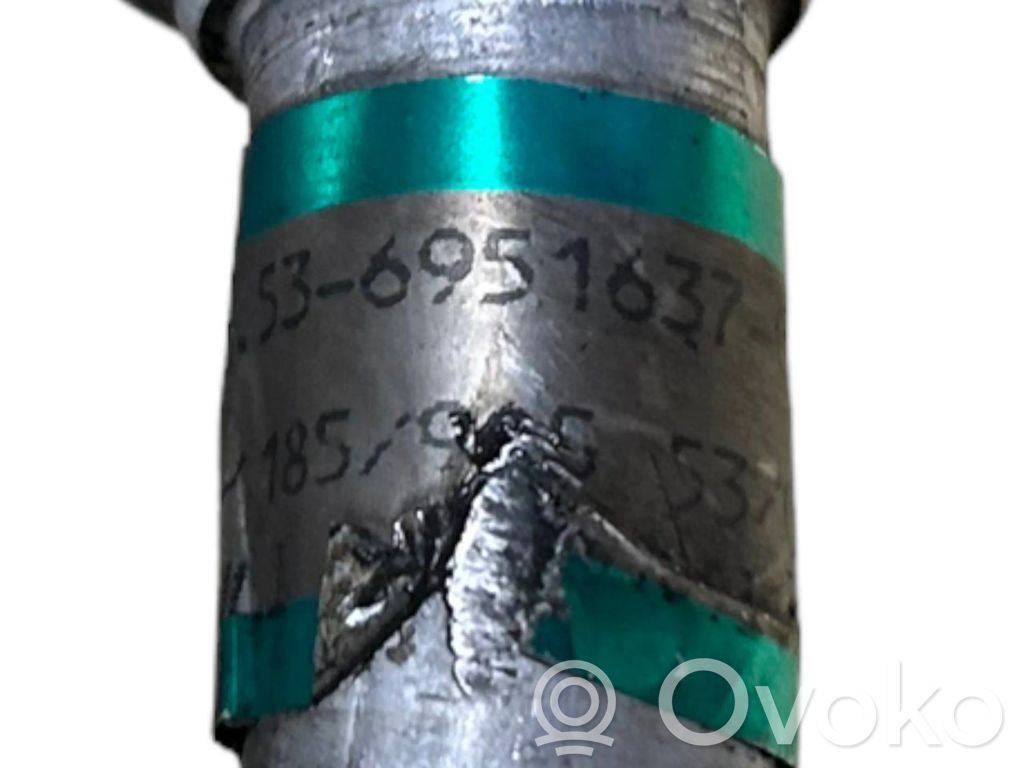 Air conditioner pipe(s) / hose(s)