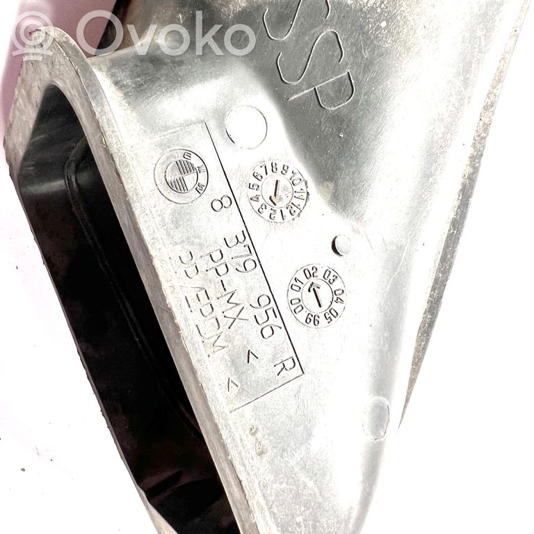 Air intake duct details