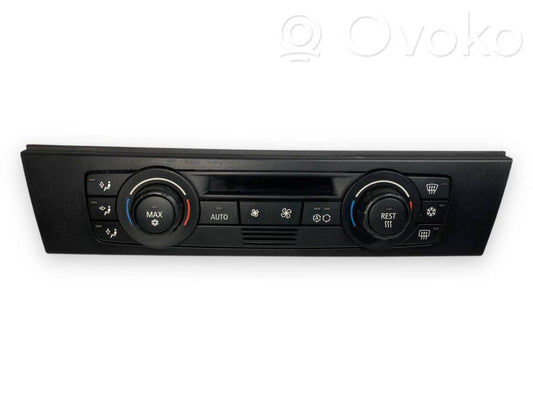 Air conditioning / climate control / interior heating control unit (in the passenger compartment)