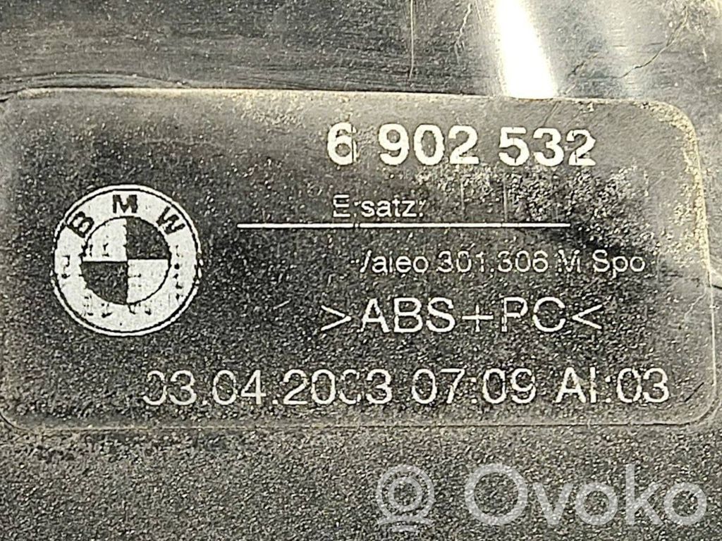 Aizmugurējais lukturis virsbūvē