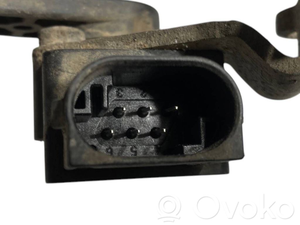 Height sensor (headlights)
