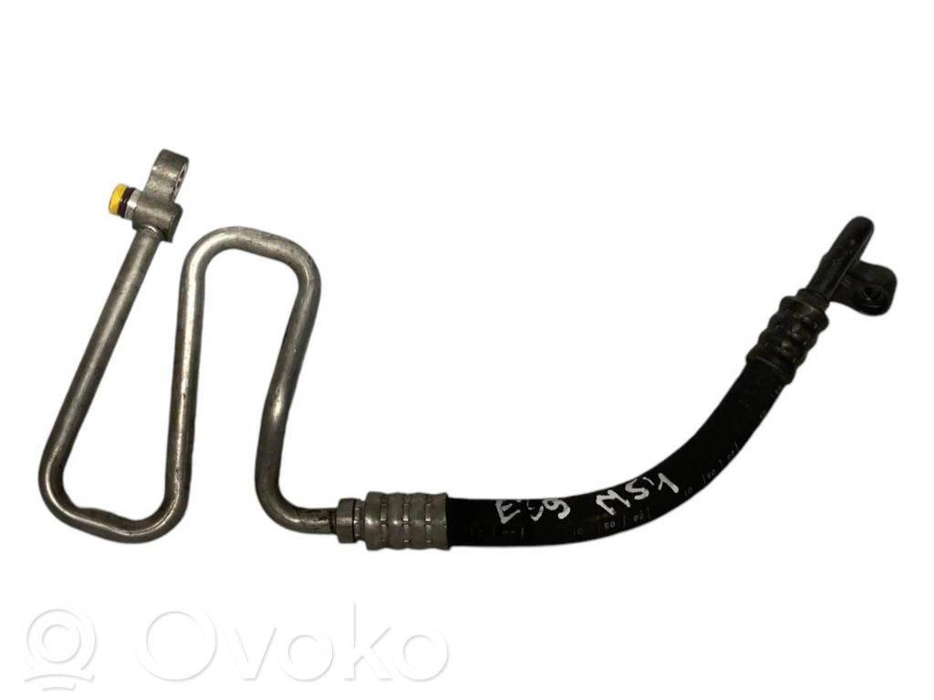 Air conditioner pipe(s) / hose(s)