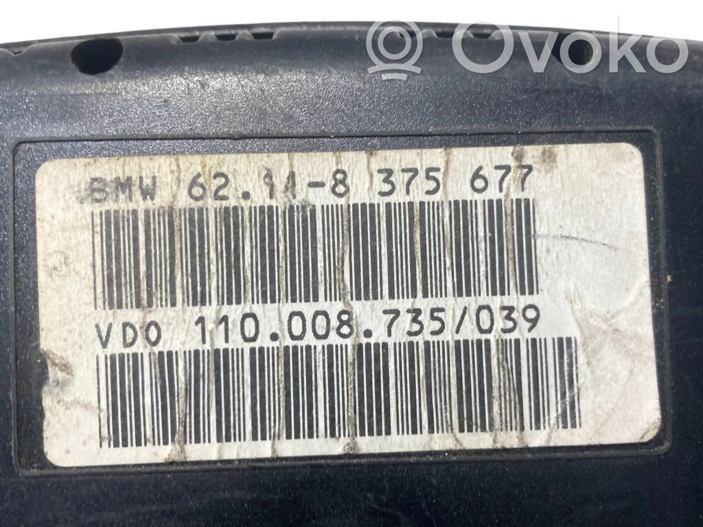 Speedometer (in the instrument panel)
