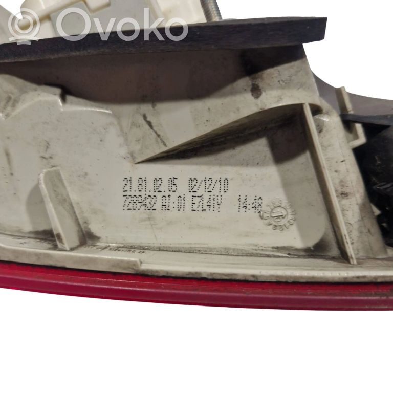 Aizmugurējo lukturu komplekts