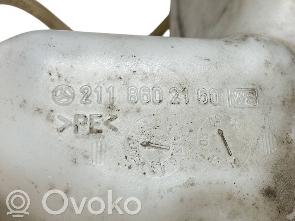Бачок для жидкости для окон