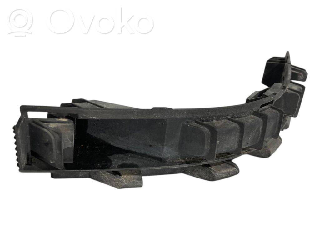 Rear bumper mounting bracket