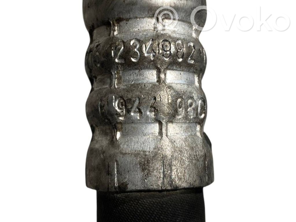 Air conditioner pipe(s) / hose(s)