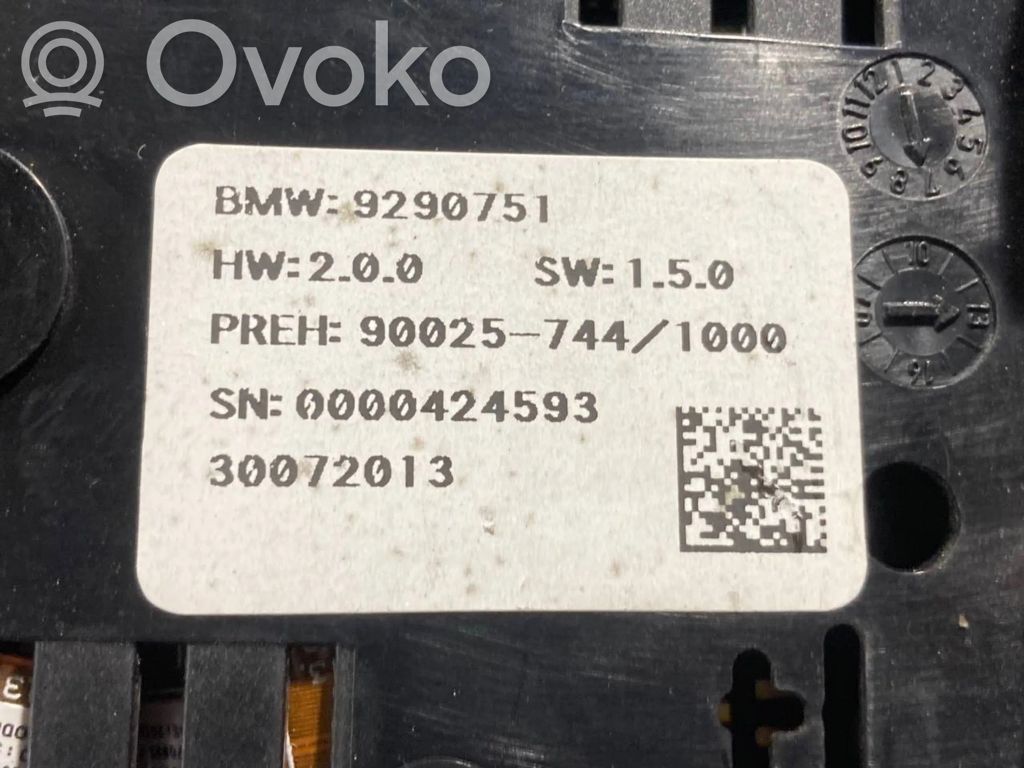 Gaisa kondicioniera / klimata kontroles / salona apsildes vadības bloks (salonā)