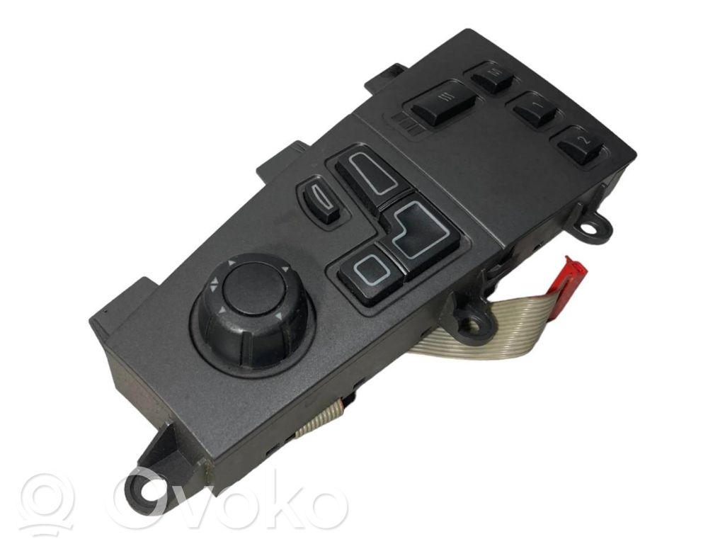 Seat adjustment switch(es)