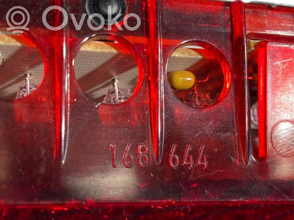 Papildu bremžu signāla lukturis