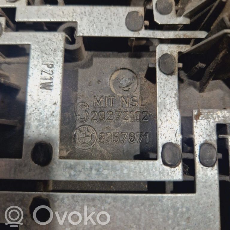 Rear lamp cover holder