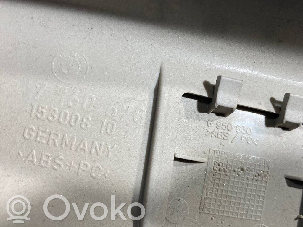 (D) statņa dekoratīvā apdare (augšdaļa)
