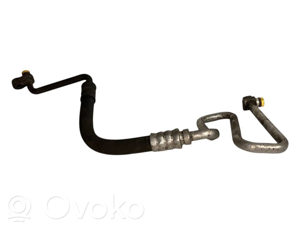 Air conditioner pipe(s) / hose(s)