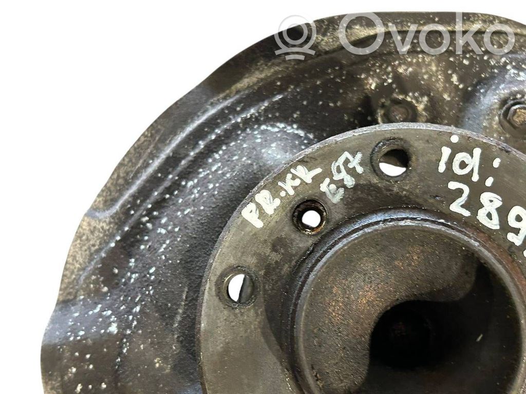 Priekšējā riteņa rumbas vārpstas šarnīrs (stupica, capfa)