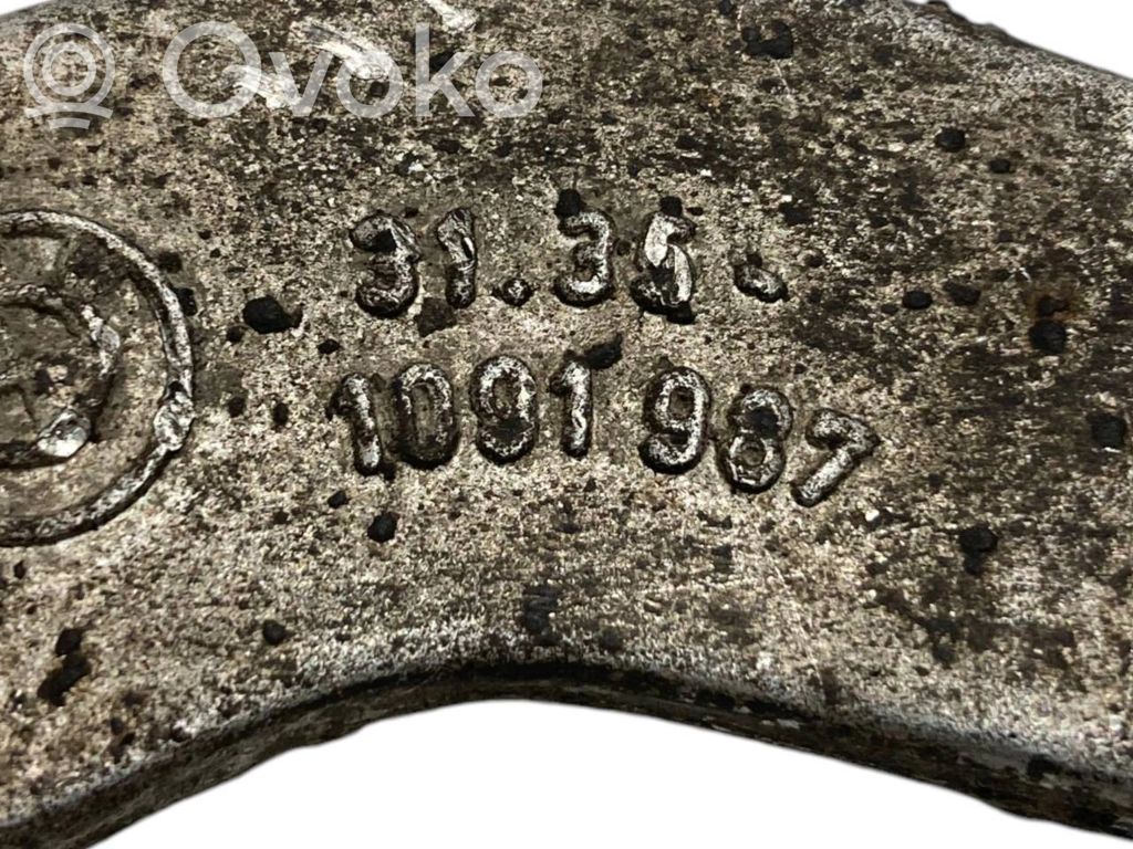 Stabilizer mount (front)