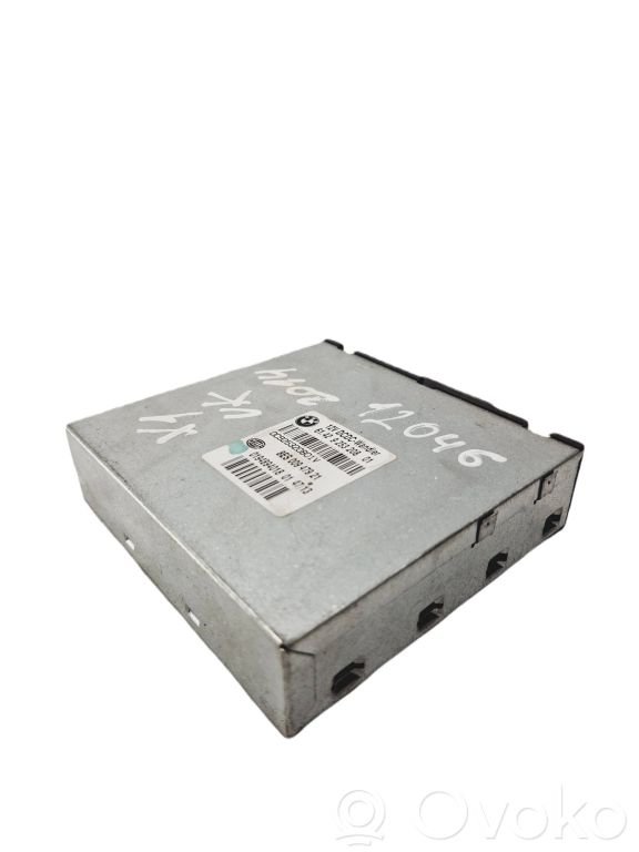 Voltage converter / converter module