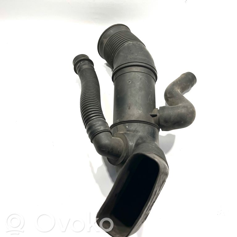 Air intake duct details