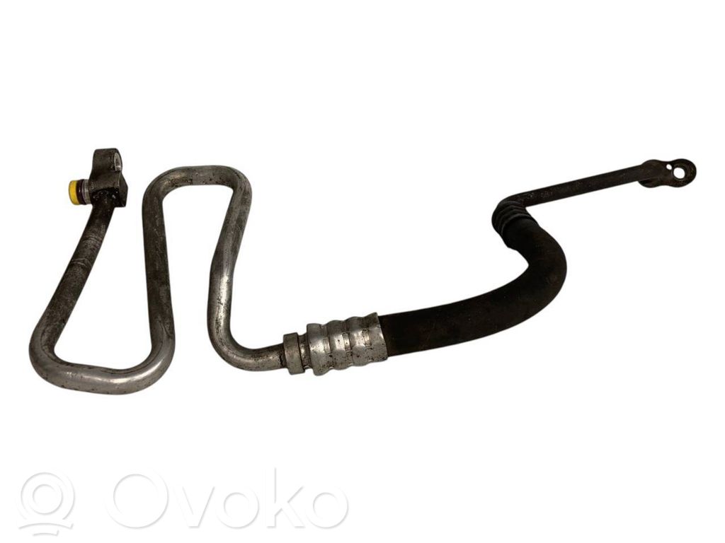 Air conditioner pipe(s) / hose(s)