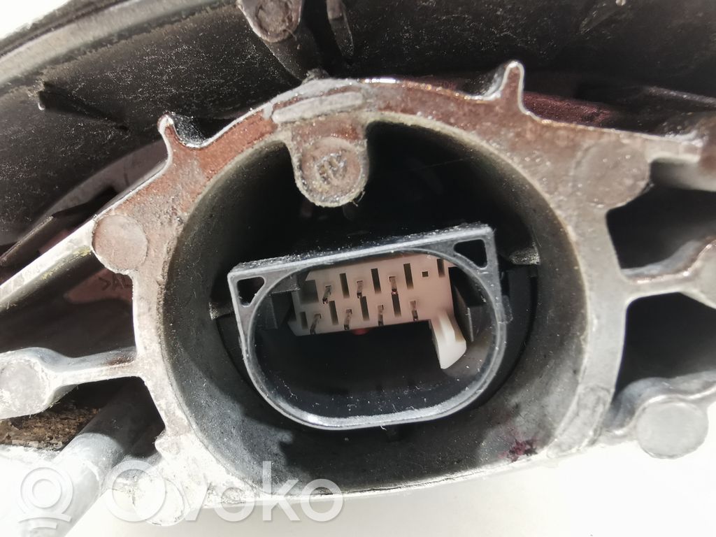 Spogulis (elektriski vadāms)