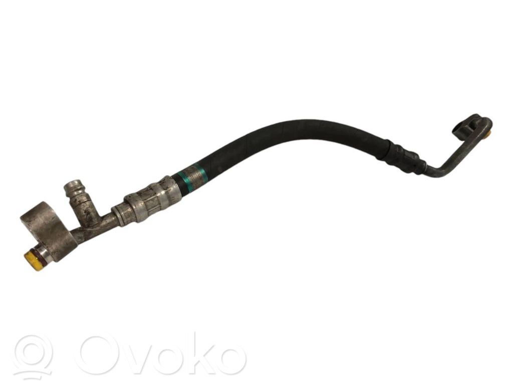 Air conditioner pipe(s) / hose(s)