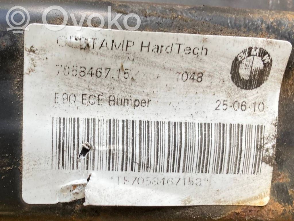 Aizmugurē bampera balka