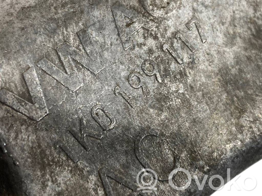 Pārnesumkārbas stiprinājuma kronšteins