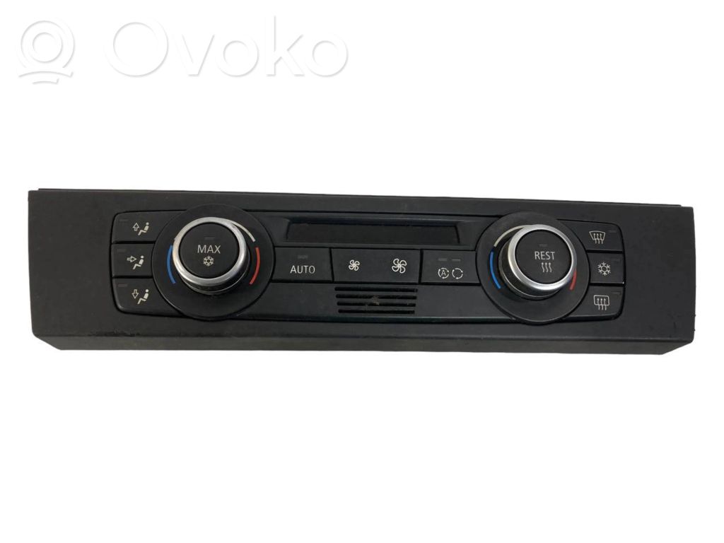 Air conditioning / climate control / interior heating control unit (in the passenger compartment)