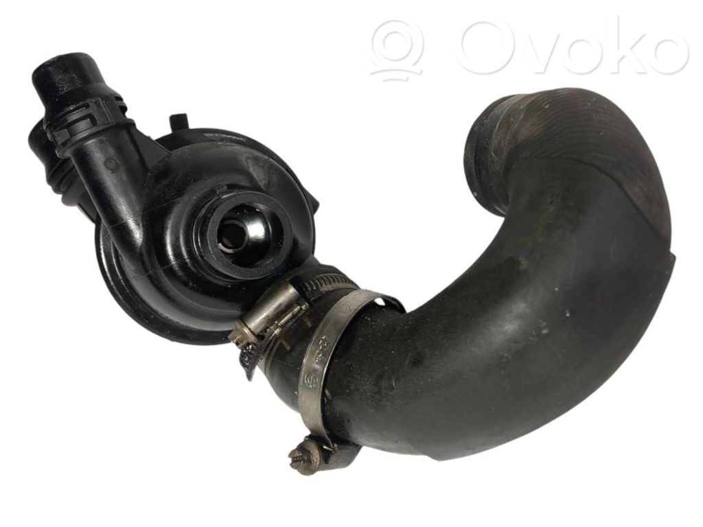 Thermostat / thermostat housing