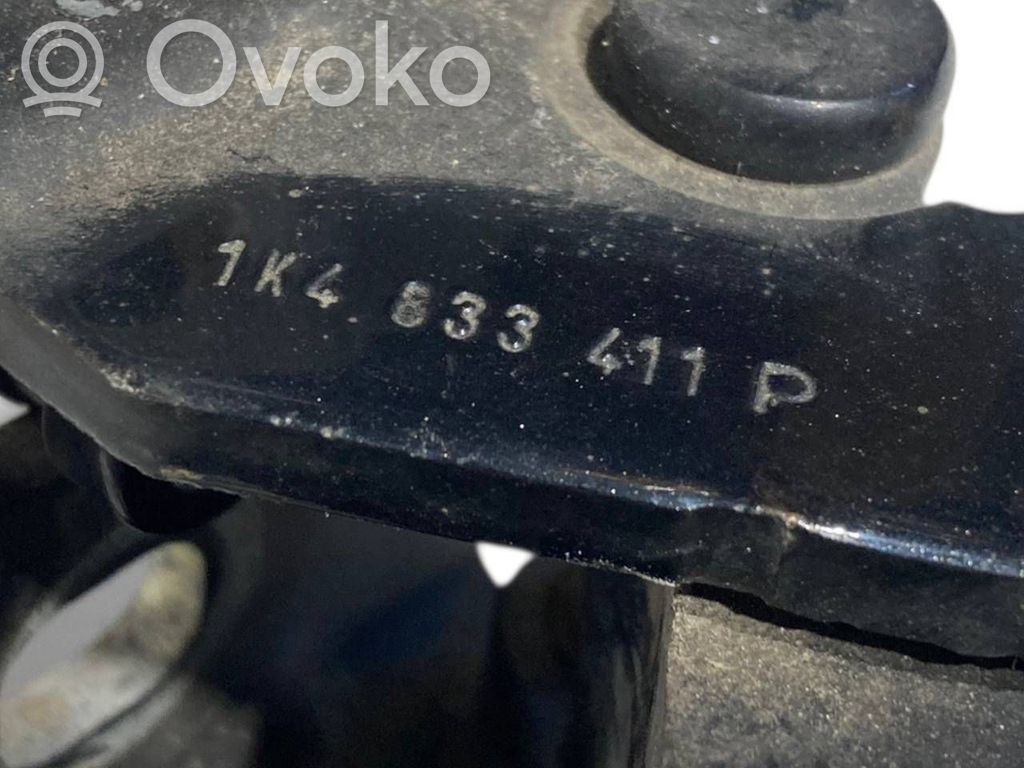 Aizmugurē apakšējā vira (eņģe)