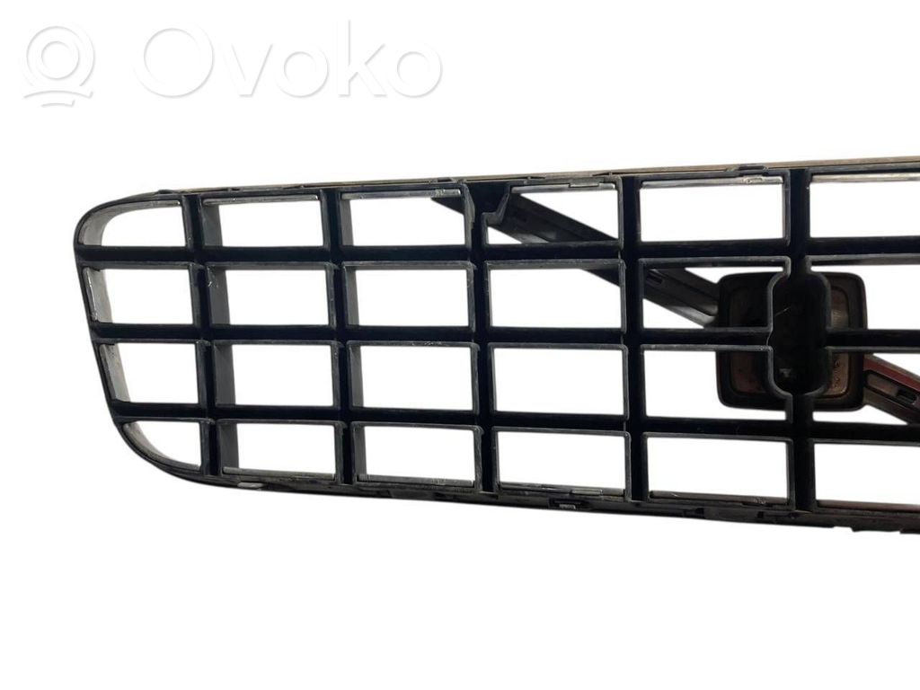Priekšējais režģis