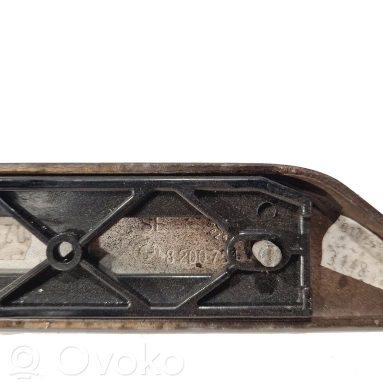 Cita veida salona detaļa