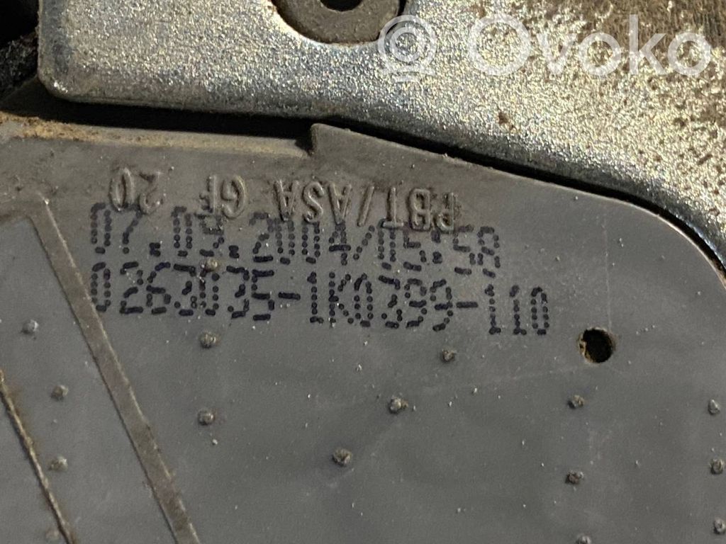 Aizmugurē slēdzene