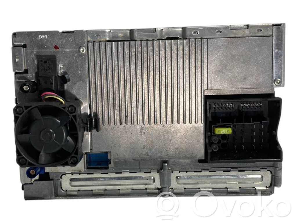 Radio / CD/DVD player / navigation