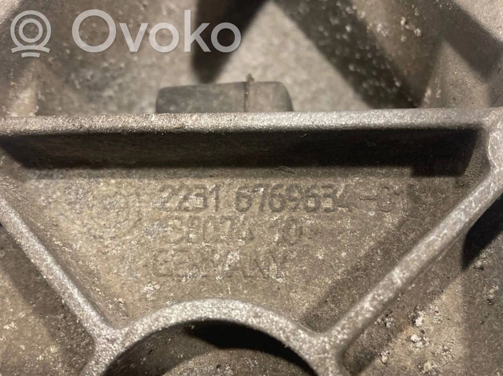 Pārnesumkārbas spilvens