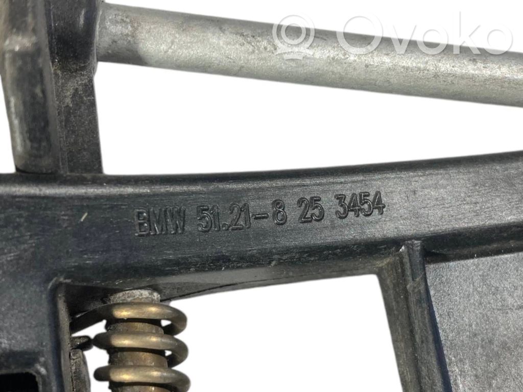 Aizmugurē turētājs / kronšteins ārējam atvēršanas rokturim