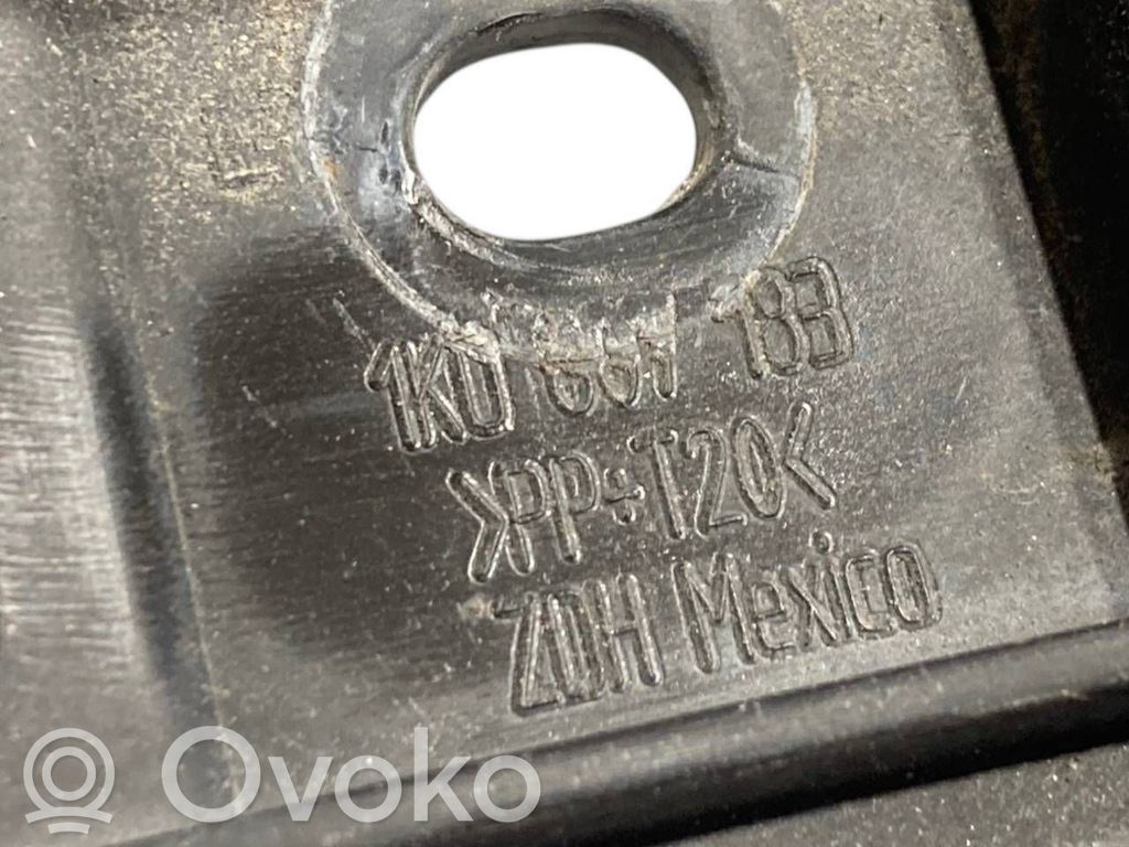 Priekšpusē bampera turētājs