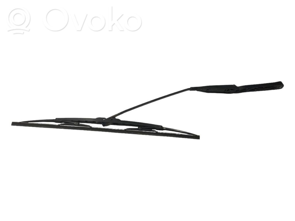 Windshield wiper arm