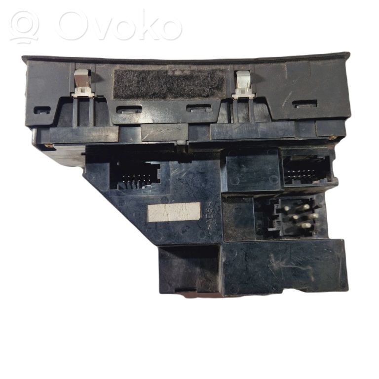 Power window switch