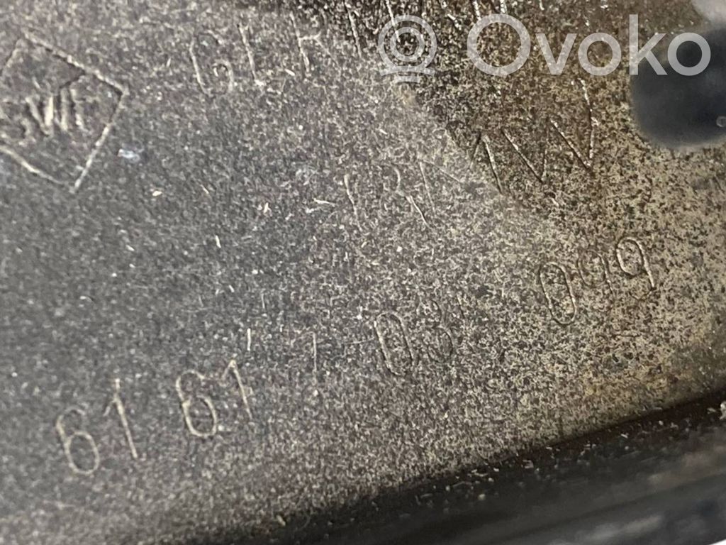 Priekšējā loga tīrītāja kājiņa