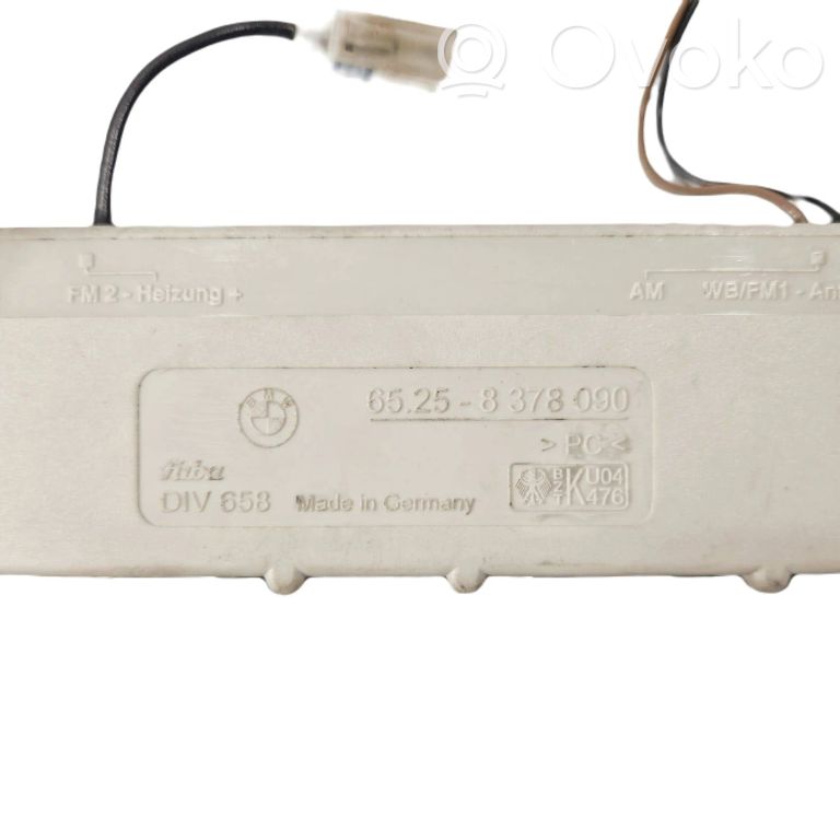 Antenas vadības bloks