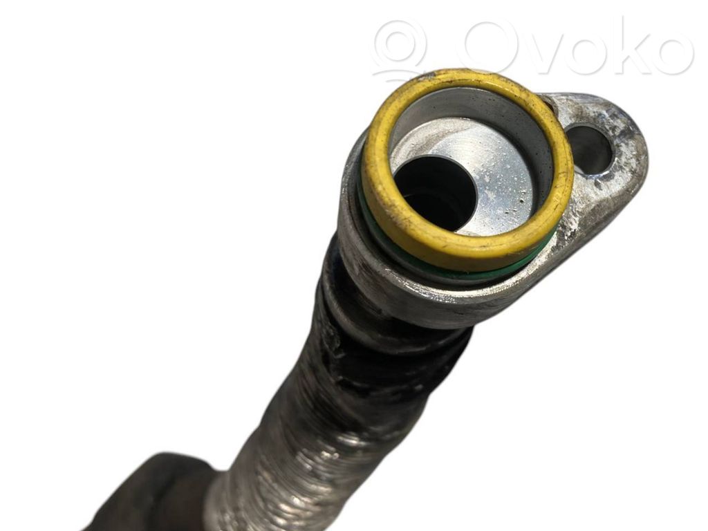 Air conditioner pipe(s) / hose(s)