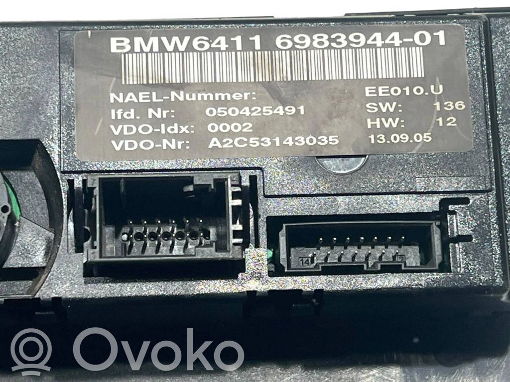 Air conditioning / climate control / interior heating control unit (in the passenger compartment)