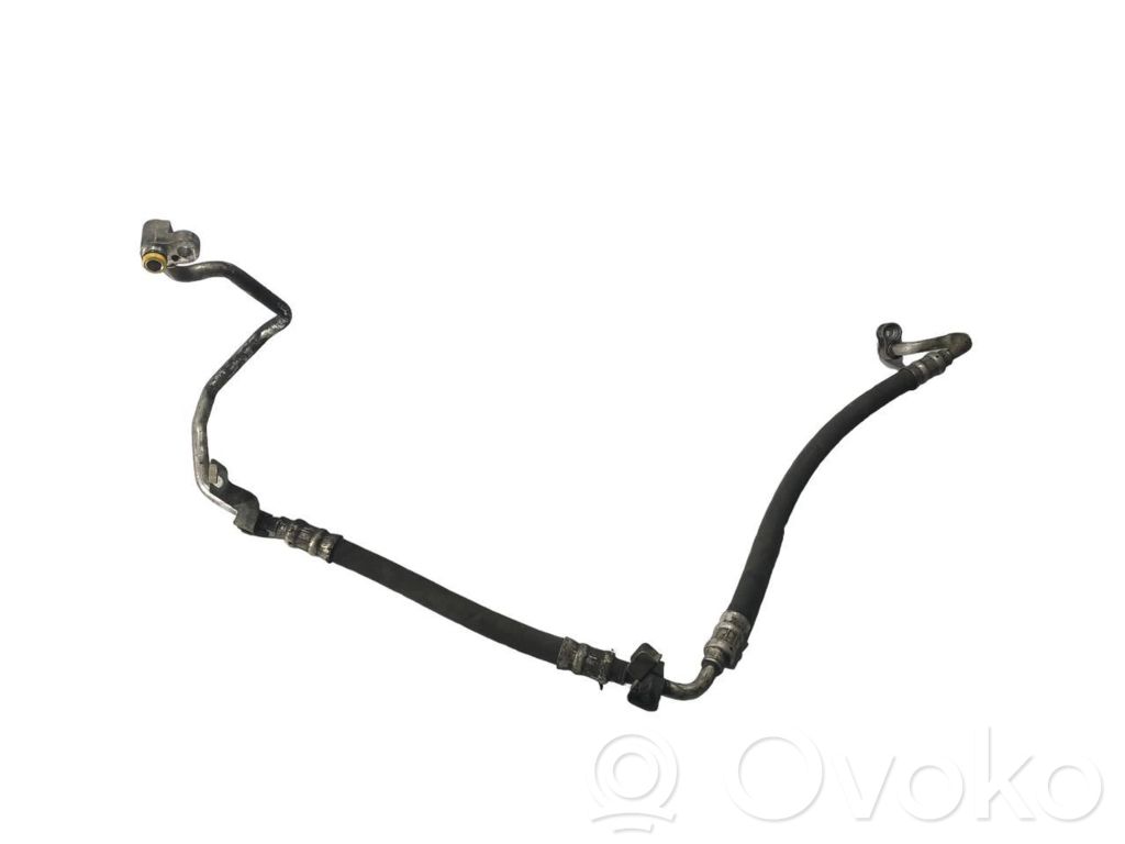 Air conditioner pipe(s) / hose(s)