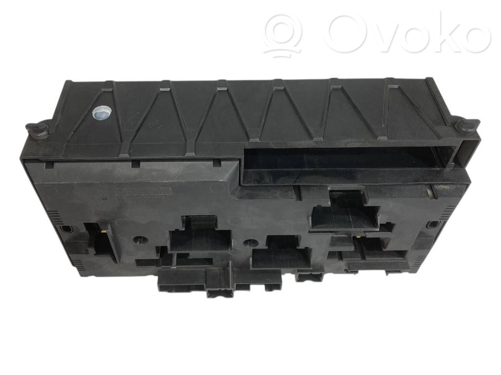 Fuse block